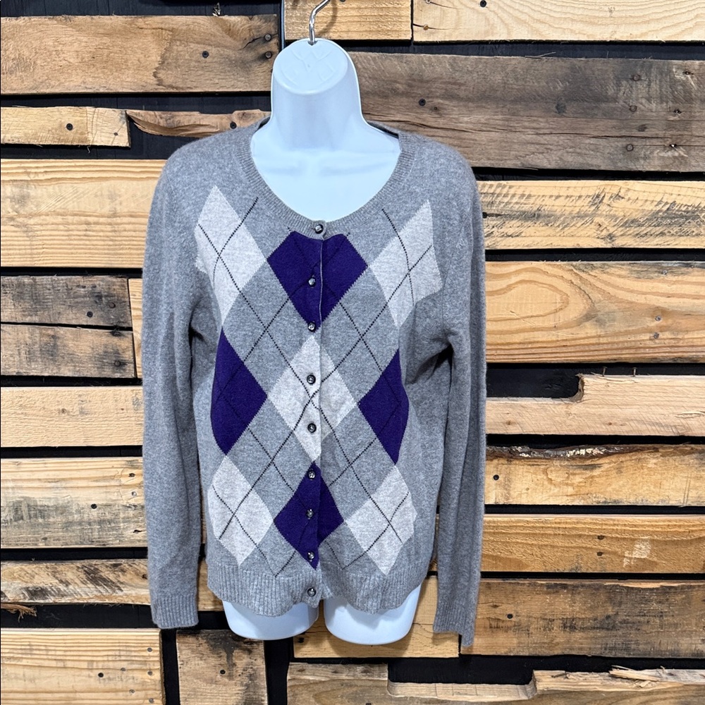APT. 9 Women's Argyle Cardigan‎ Sweater
Size large Cashmere Gray & Purple